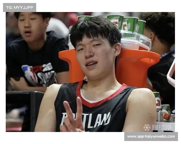 韩乔生解说杨瀚森首节受困犯规却在第三节化身天神率队成为全场核心 韩乔生解说杨瀚森首节受困犯规却在第三节化身天神率队成为全场核心